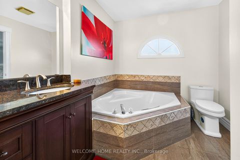 Photo 32 at 1037 Sandcliff Drive E, Pinecrest, Oshawa