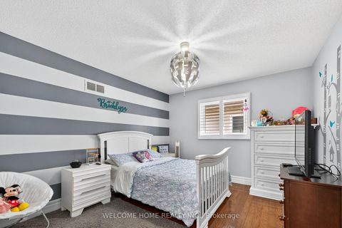 Photo 33 at 1037 Sandcliff Drive E, Pinecrest, Oshawa