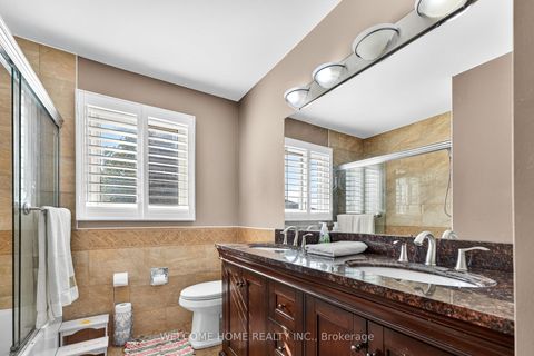 Photo 35 at 1037 Sandcliff Drive E, Pinecrest, Oshawa