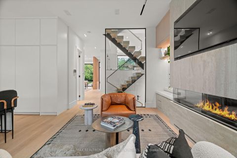 Photo 13 at 353 Broadway Avenue, York Mills, Toronto