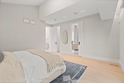 Photo 21 at 353 Broadway Avenue, York Mills, Toronto