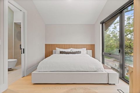 Photo 25 at 353 Broadway Avenue, York Mills, Toronto