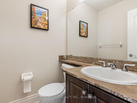 Photo 14 at 24 Golden Spruce Lane, Maple, Vaughan