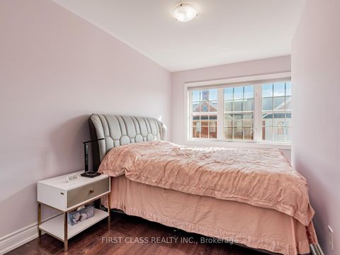 Photo 22 at 24 Golden Spruce Lane, Maple, Vaughan