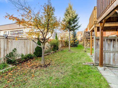 Photo 30 at 24 Golden Spruce Lane, Maple, Vaughan