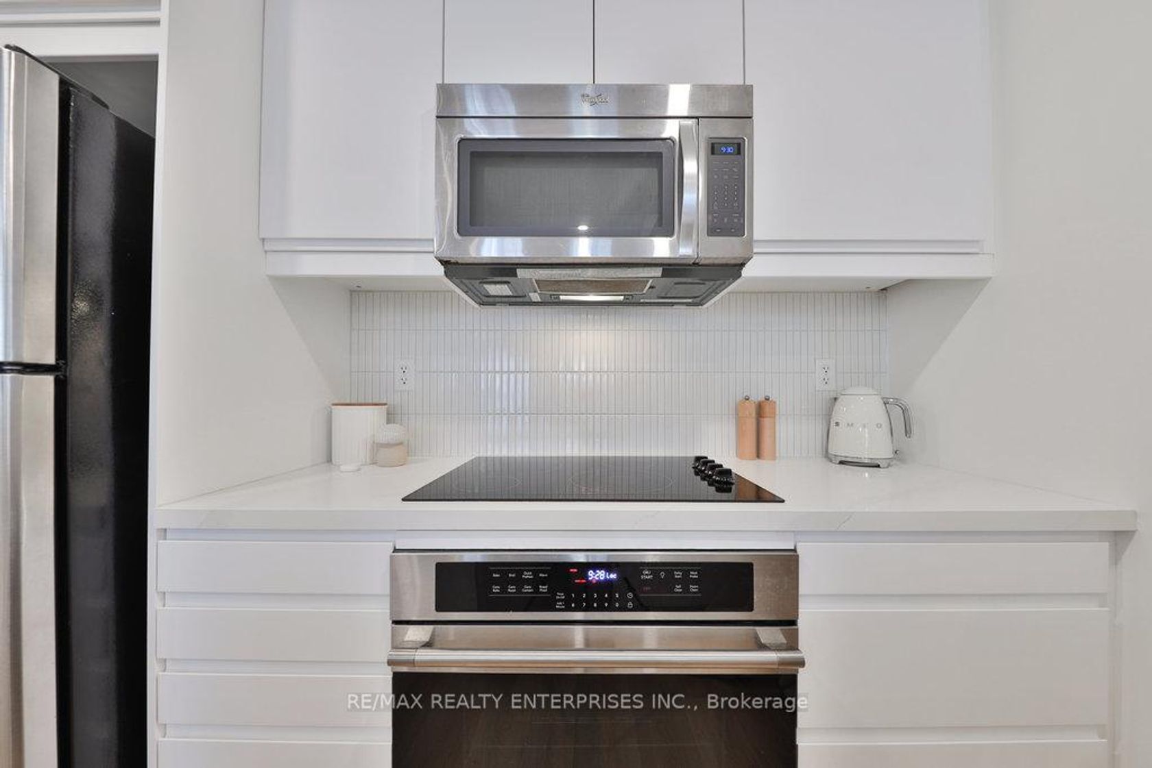 Photo 8 at 71 - 130 Twenty Fourth Street, Long Branch, Toronto Photo 8 at 71 - 130 Twenty Fourth Street, Long Branch, Toronto