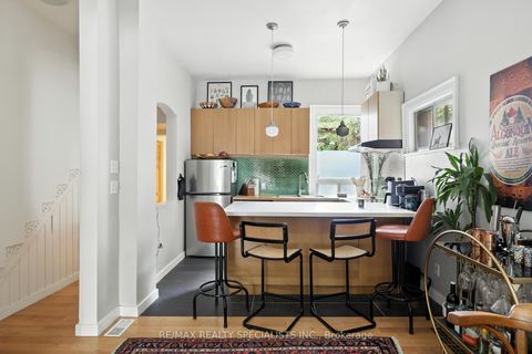 Photo 6 at 69 Elm Grove Avenue, South Parkdale, Toronto