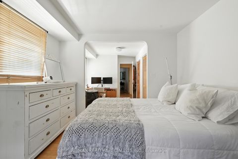 Photo 13 at 69 Elm Grove Avenue, South Parkdale, Toronto