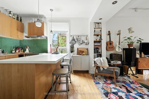 Photo 18 at 69 Elm Grove Avenue, South Parkdale, Toronto