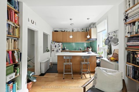 Photo 20 at 69 Elm Grove Avenue, South Parkdale, Toronto