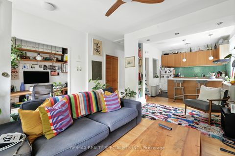 Photo 24 at 69 Elm Grove Avenue, South Parkdale, Toronto