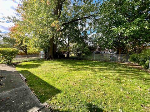 Photo 13 at 58 Inverdon Road, West Deane, Toronto