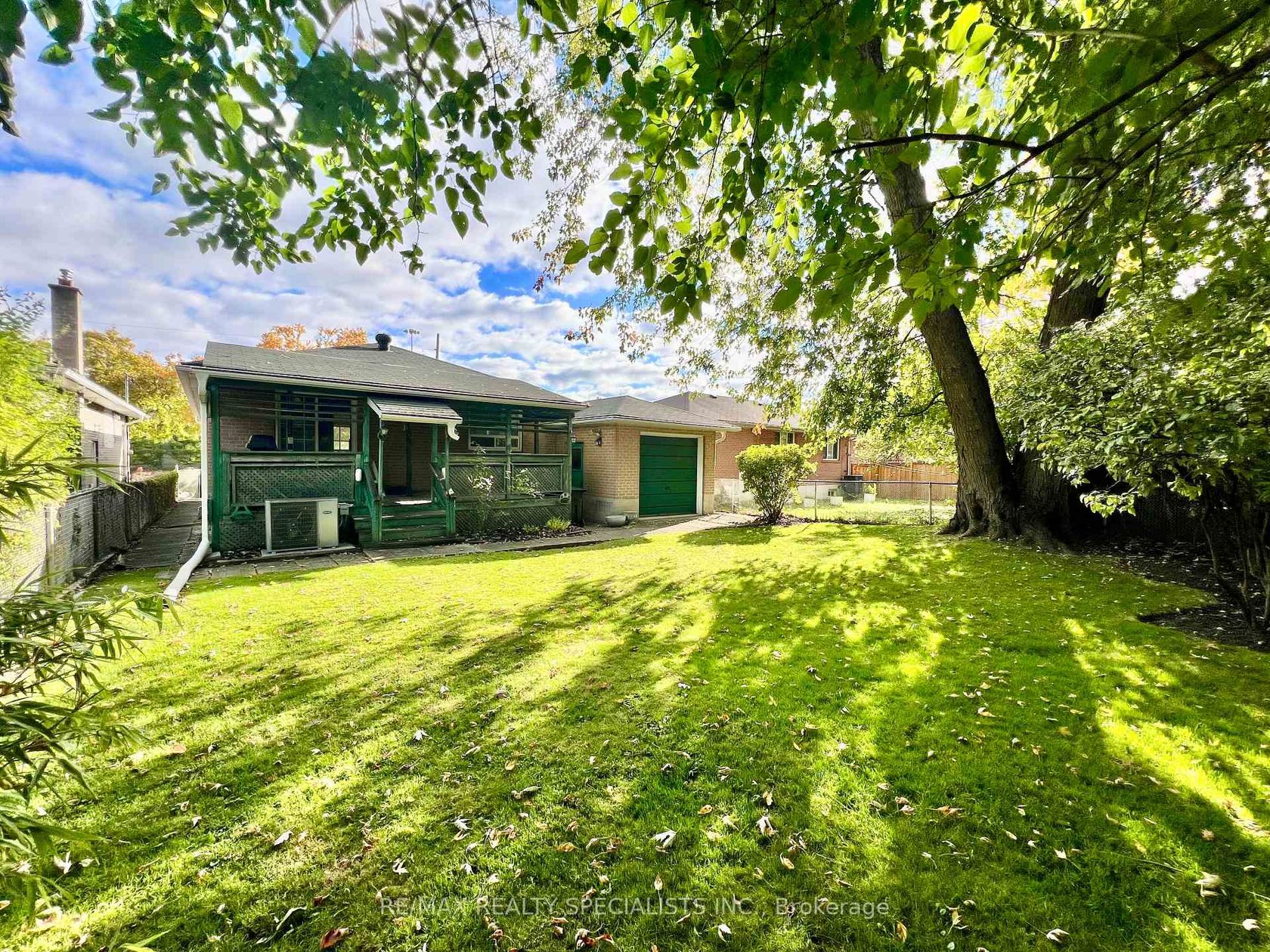 Photo 15 at 58 Inverdon Road, West Deane, Toronto Photo 15 at 58 Inverdon Road, West Deane, Toronto