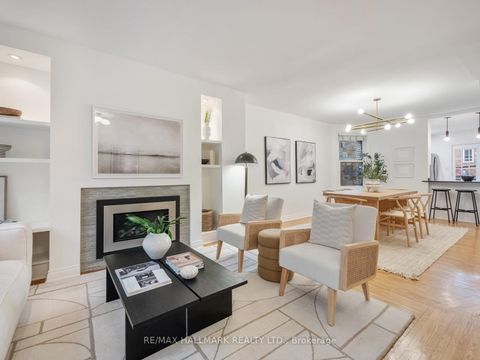 Photo 1 at 31 Tennis Crescent, North Riverdale, Toronto