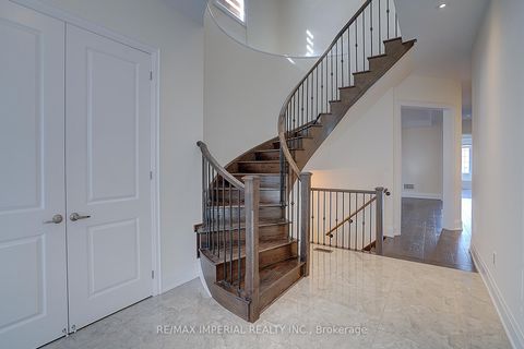 Photo 5 at 30 Orwell Drive, Vellore Village, Vaughan