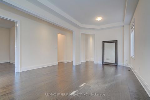 Photo 7 at 30 Orwell Drive, Vellore Village, Vaughan