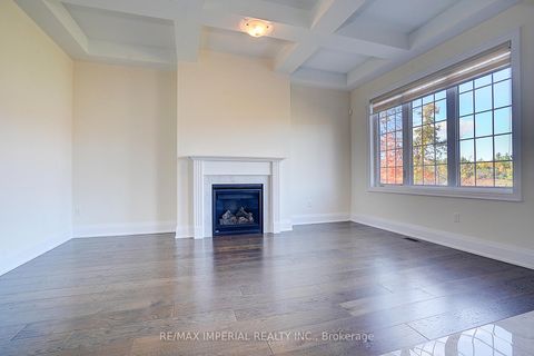 Photo 12 at 30 Orwell Drive, Vellore Village, Vaughan