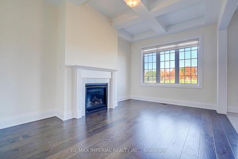 Photo 13 at 30 Orwell Drive, Vellore Village, Vaughan