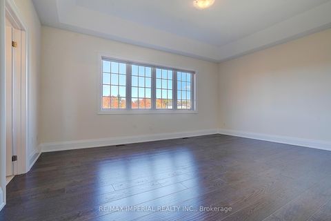 Photo 27 at 30 Orwell Drive, Vellore Village, Vaughan