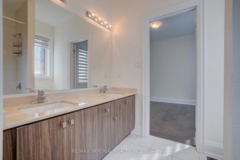 Photo 34 at 30 Orwell Drive, Vellore Village, Vaughan