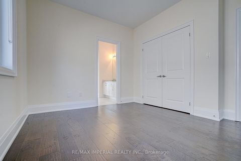 Photo 38 at 30 Orwell Drive, Vellore Village, Vaughan