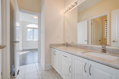 Photo 39 at 30 Orwell Drive, Vellore Village, Vaughan