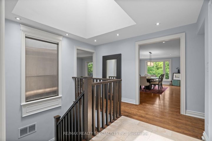 Photo 6 at 42 Heathview Avenue, Bayview Village, Toronto