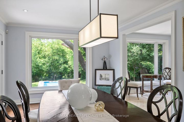 Photo 10 at 42 Heathview Avenue, Bayview Village, Toronto