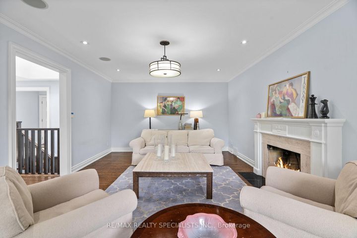 Photo 19 at 42 Heathview Avenue, Bayview Village, Toronto