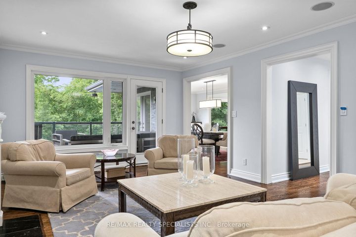 Photo 21 at 42 Heathview Avenue, Bayview Village, Toronto