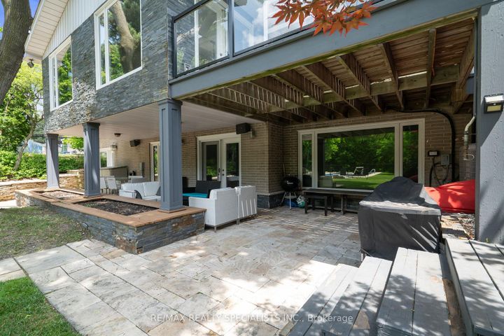 Photo 31 at 42 Heathview Avenue, Bayview Village, Toronto