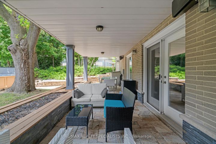 Photo 32 at 42 Heathview Avenue, Bayview Village, Toronto