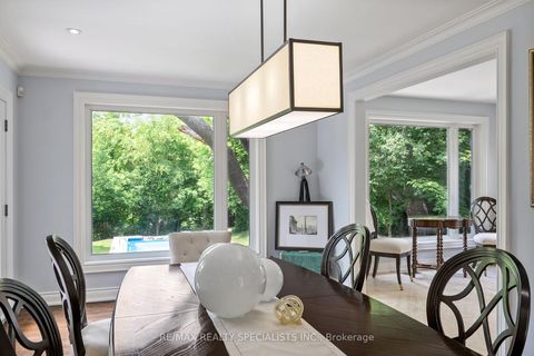 Photo 10 at 42 Heathview Avenue, Bayview Village, Toronto