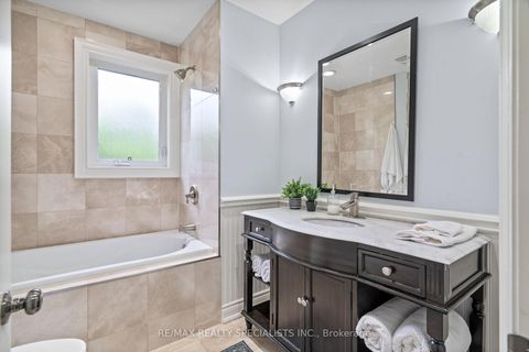 Photo 23 at 42 Heathview Avenue, Bayview Village, Toronto