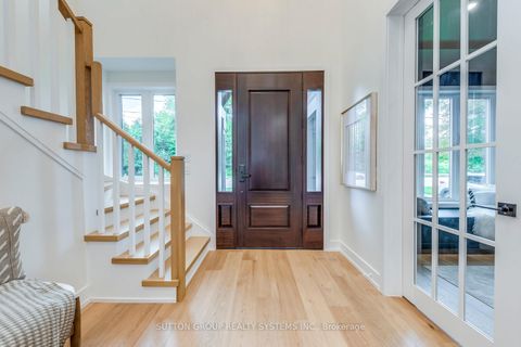 Photo 2 at 21 South Kingsway, Swansea, Toronto