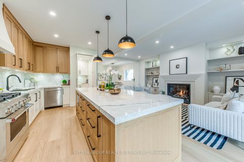 Photo 17 at 21 South Kingsway, Swansea, Toronto