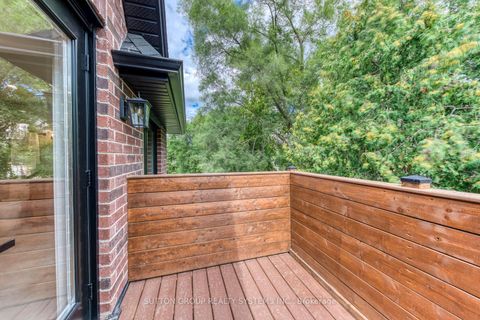 Photo 25 at 21 South Kingsway, Swansea, Toronto