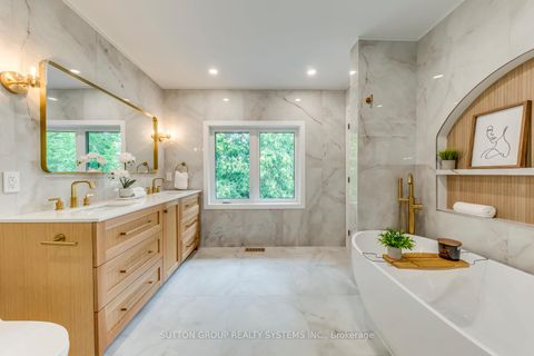 Photo 28 at 21 South Kingsway, Swansea, Toronto