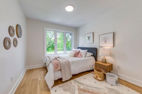 Photo 30 at 21 South Kingsway, Swansea, Toronto