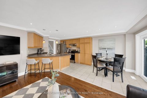 Photo 15 at 57 Deepsprings Crescent, Vellore Village, Vaughan