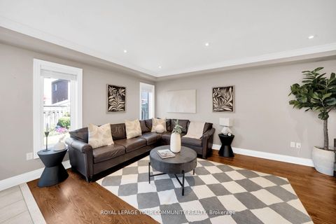 Photo 17 at 57 Deepsprings Crescent, Vellore Village, Vaughan