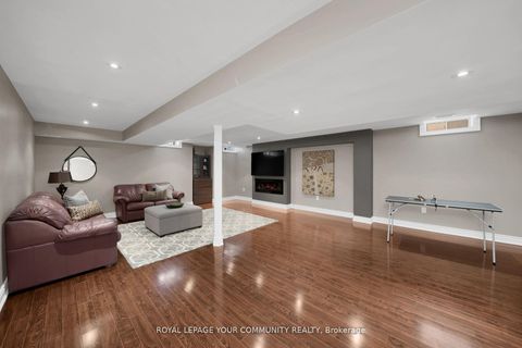 Photo 31 at 57 Deepsprings Crescent, Vellore Village, Vaughan