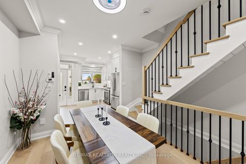 Photo 11 at 12 Market Garden Mews, Queensway, Toronto