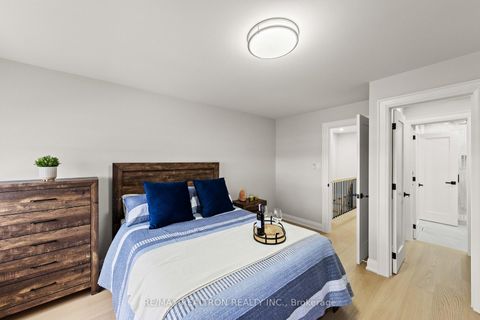 Photo 27 at 12 Market Garden Mews, Queensway, Toronto