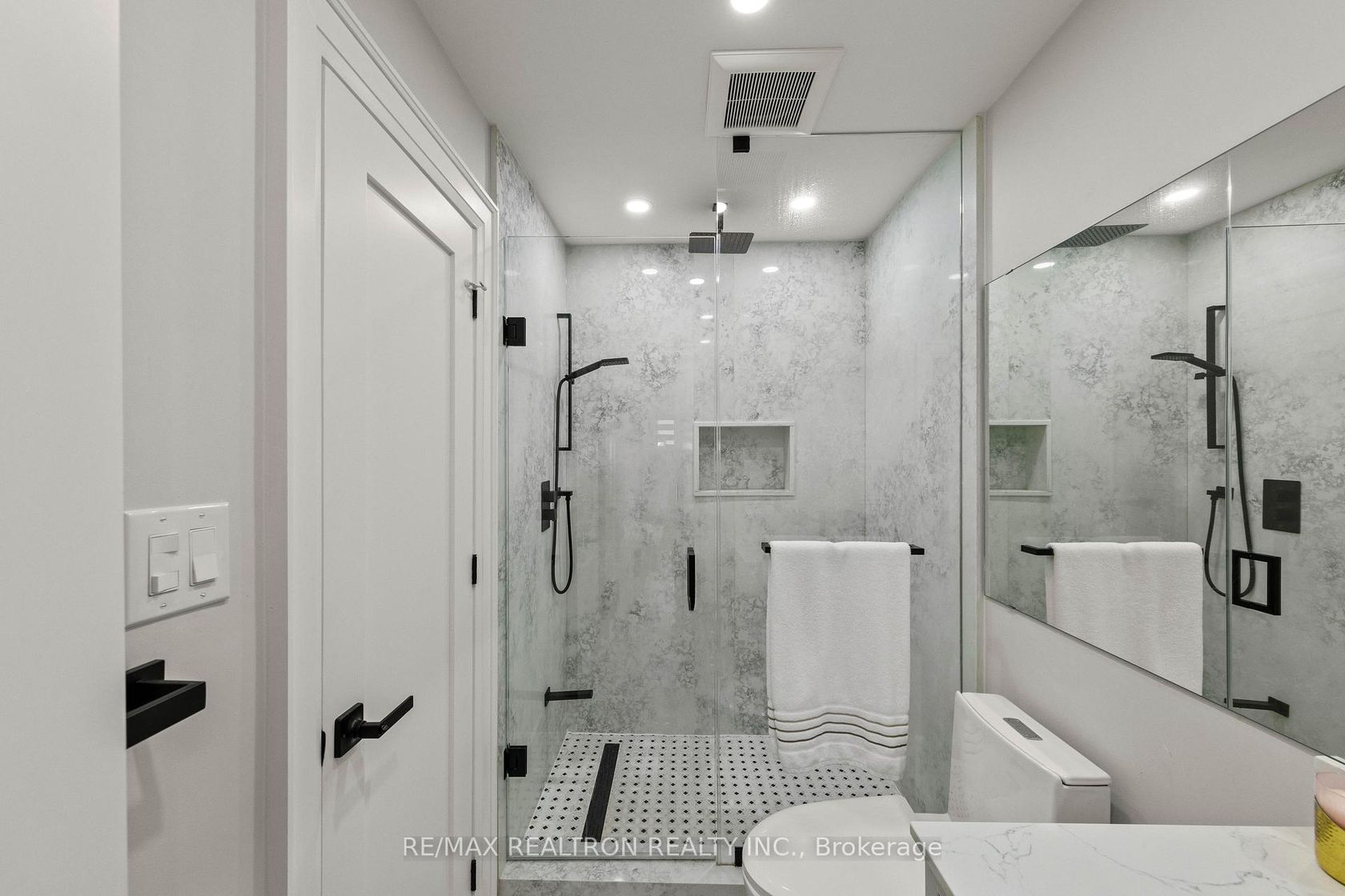 Photo 31 at 12 Market Garden Mews, Queensway, Toronto Photo 31 at 12 Market Garden Mews, Queensway, Toronto