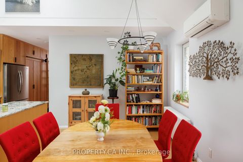 Photo 7 at Upper - 52 Wineva Avenue, The Beaches, Toronto