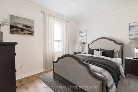 Photo 18 at 3 John Drive, Cookstown, Innisfil