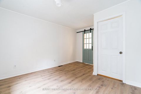 Photo 20 at 3 John Drive, Cookstown, Innisfil