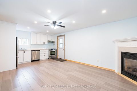 Photo 32 at 3 John Drive, Cookstown, Innisfil