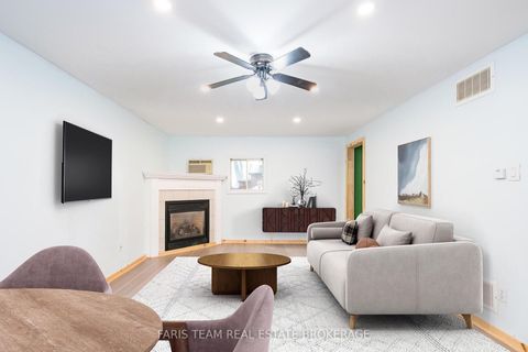 Photo 34 at 3 John Drive, Cookstown, Innisfil